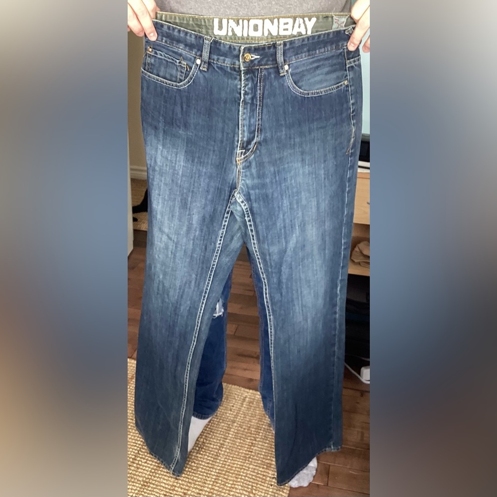 Classic men’s  Straight-Leg Jeans